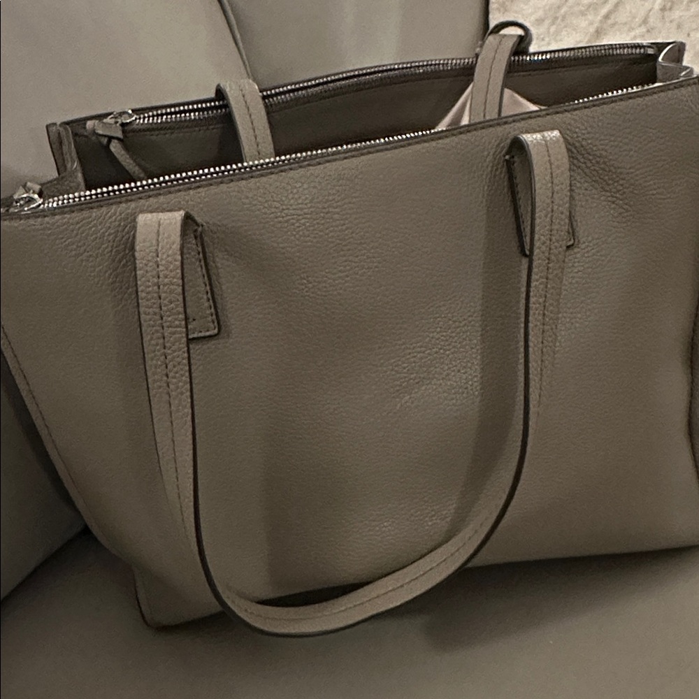 Tory Burch large grey shopper with matching wallet - Picture 5 of 6